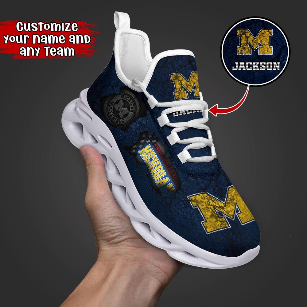 Customized NCAA Michigan Wolverines Sneaker Max Soul Shoes Max Comfort Glide