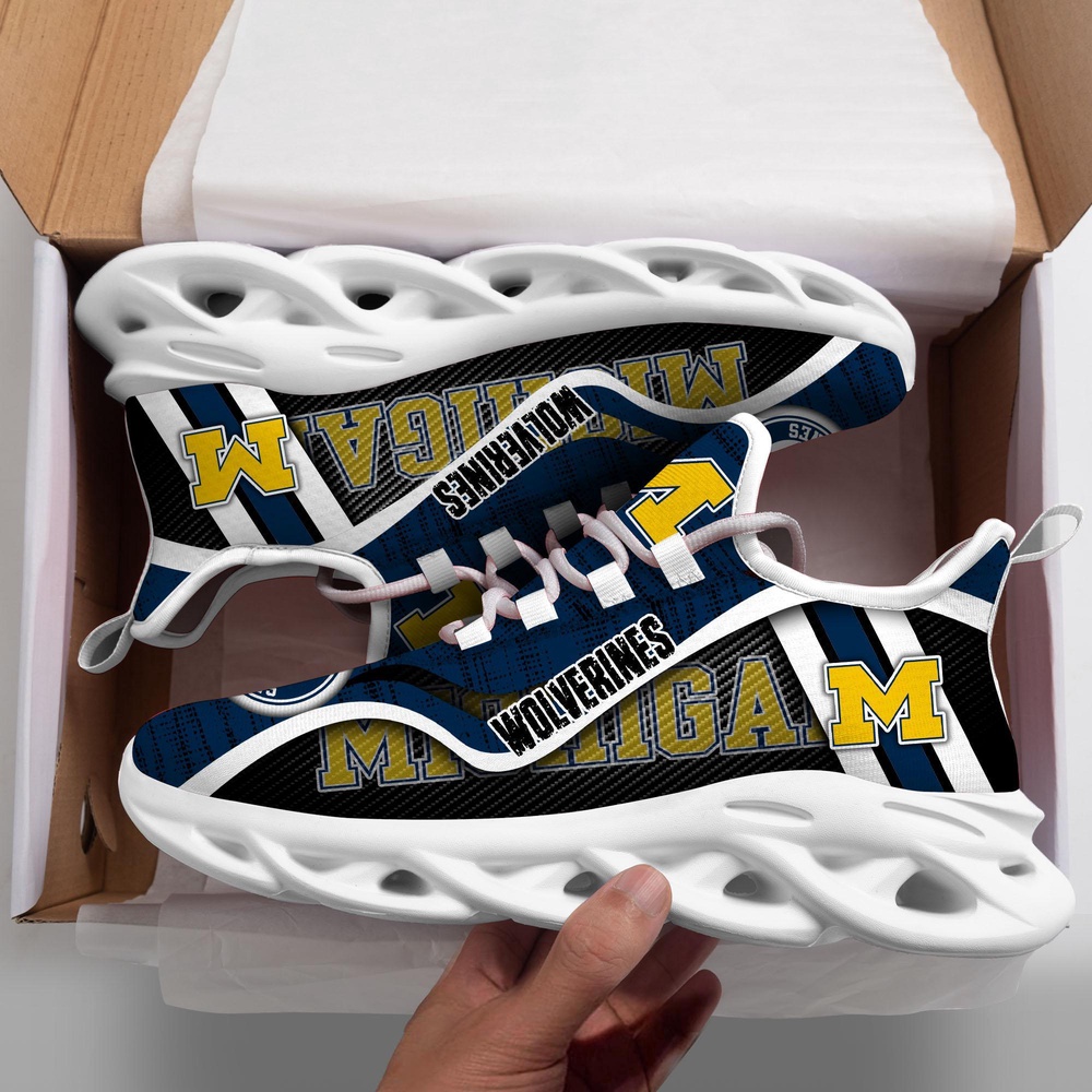 Customized NCAA Michigan Wolverines Sneaker Max Soul Shoes Sole Elegance Walk Customized NCAA Michigan Wolverines Sneaker Max Soul Shoes Sole Elegance Walk