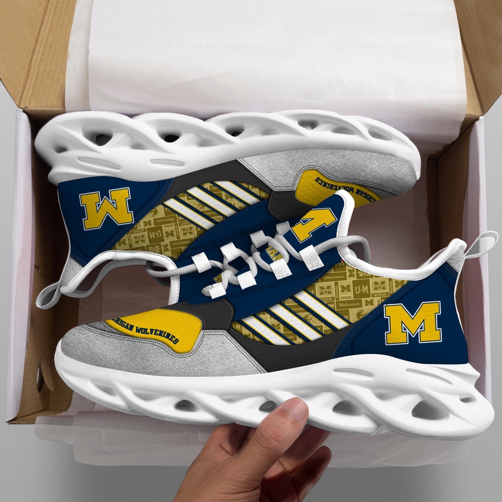 Customized NCAA Michigan Wolverines Sneaker Max Soul Shoes Stride Elegance Parade Customized NCAA Michigan Wolverines Sneaker Max Soul Shoes Stride Elegance Parade