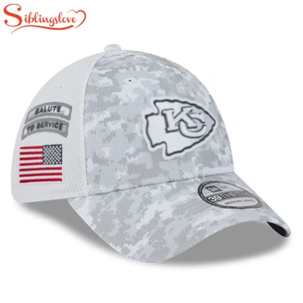 Kansas City Chiefs NFL Salute To Service 39THIRTY Flex Fit Baseball Cap Print